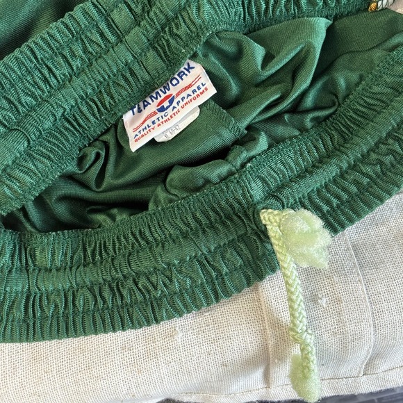 VTG Teamwork Athletic Apparel Shorts Men's XL  Green White Gym Basketball USA - Picture 6 of 7